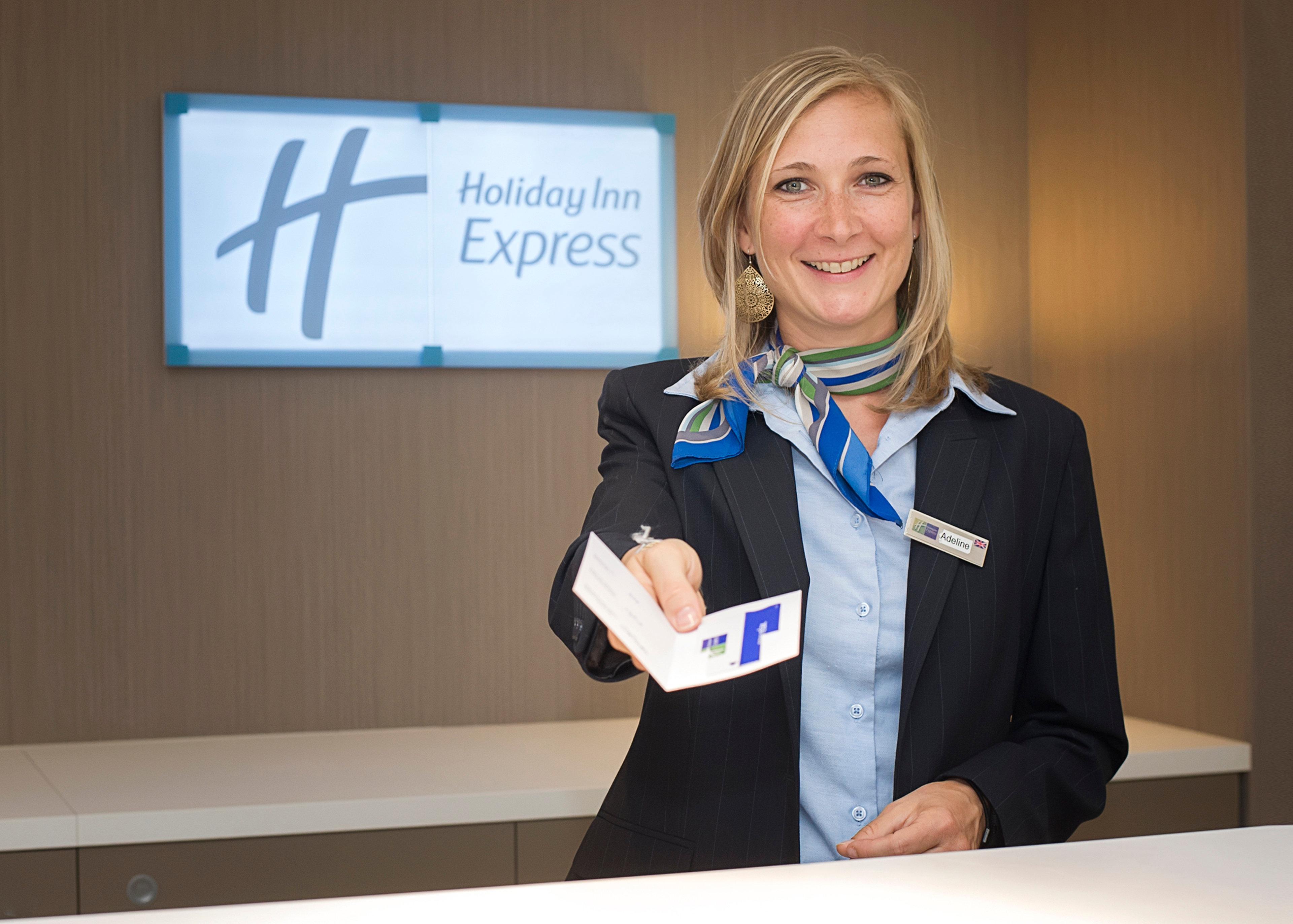 Holiday Inn Express Lille Centre By Ihg Exterior foto
