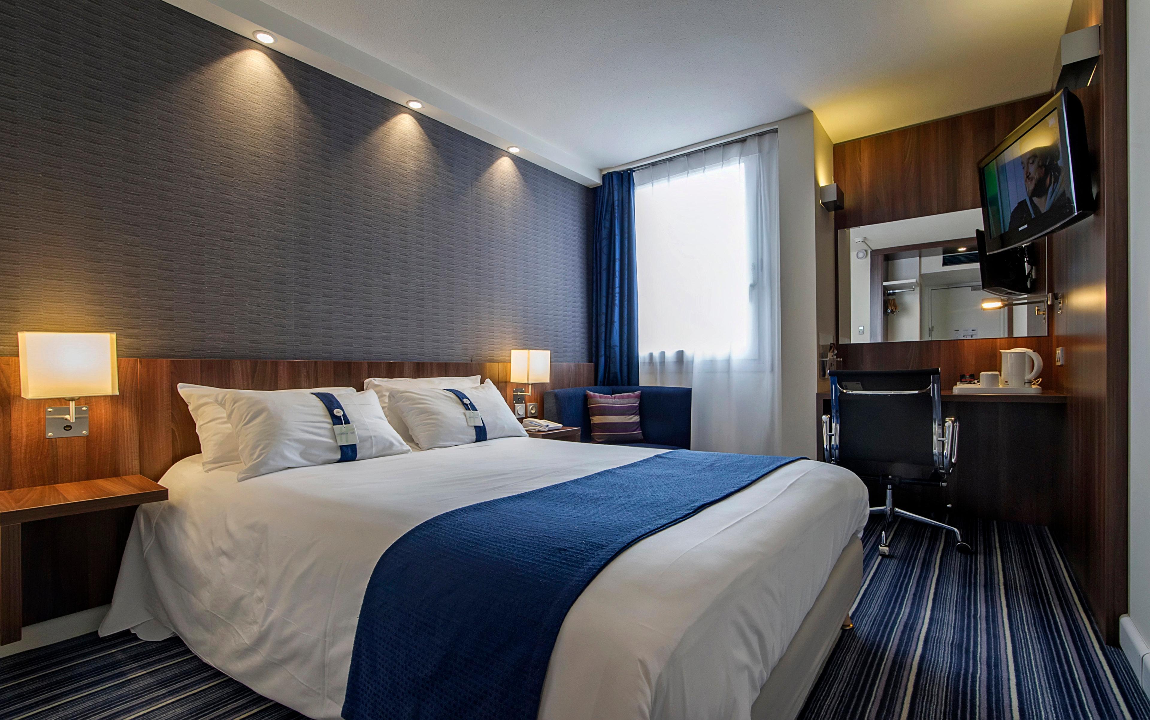 Holiday Inn Express Lille Centre By Ihg Exterior foto